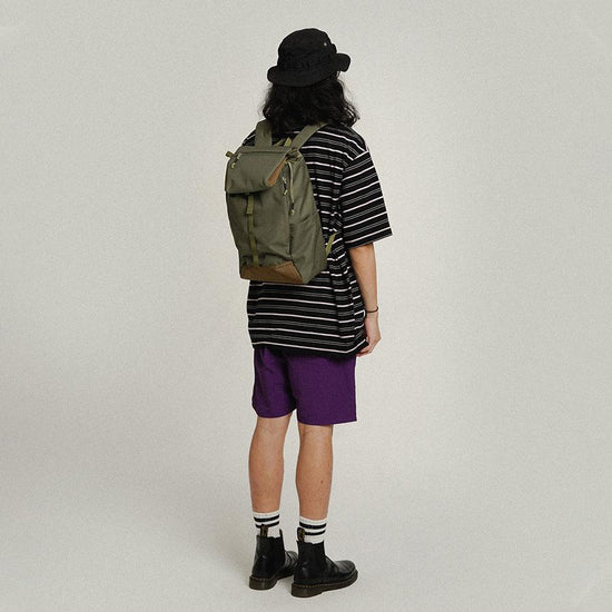 HELLOLULU Saro Utility Flap Backpack Molive Drab - LOG-ON