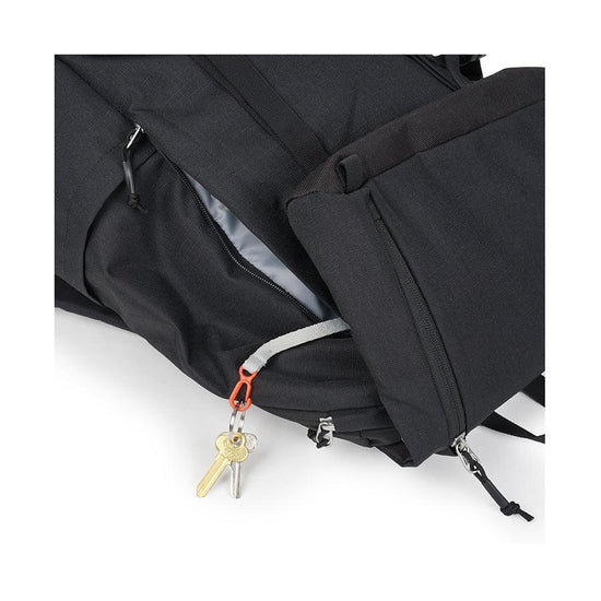 HELLOLULU Gio Utility Flap Backpack L Char.Black - LOG-ON